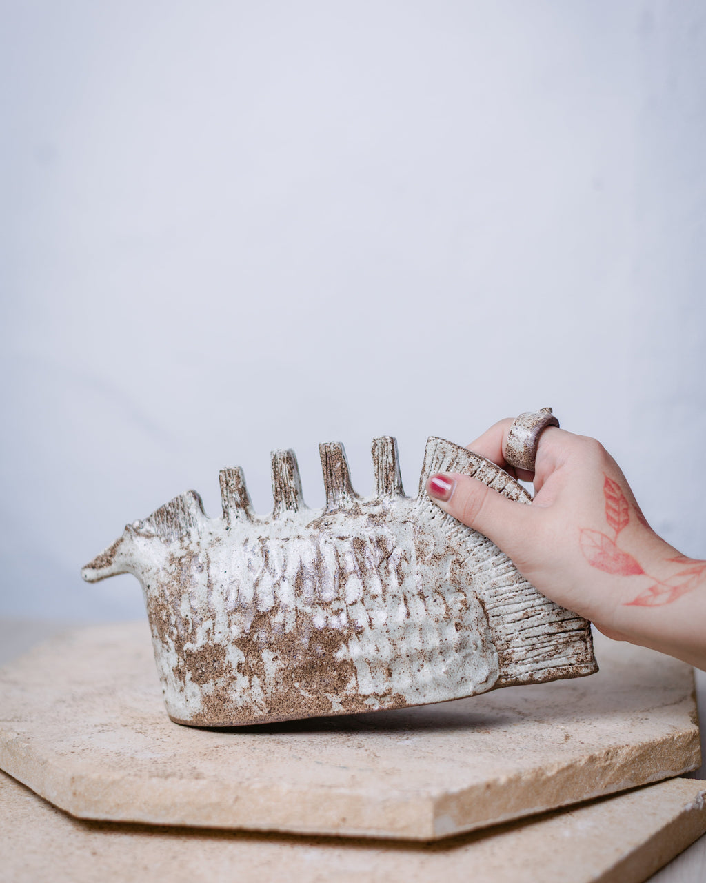 Caballo, una escultura hechamano para organizar