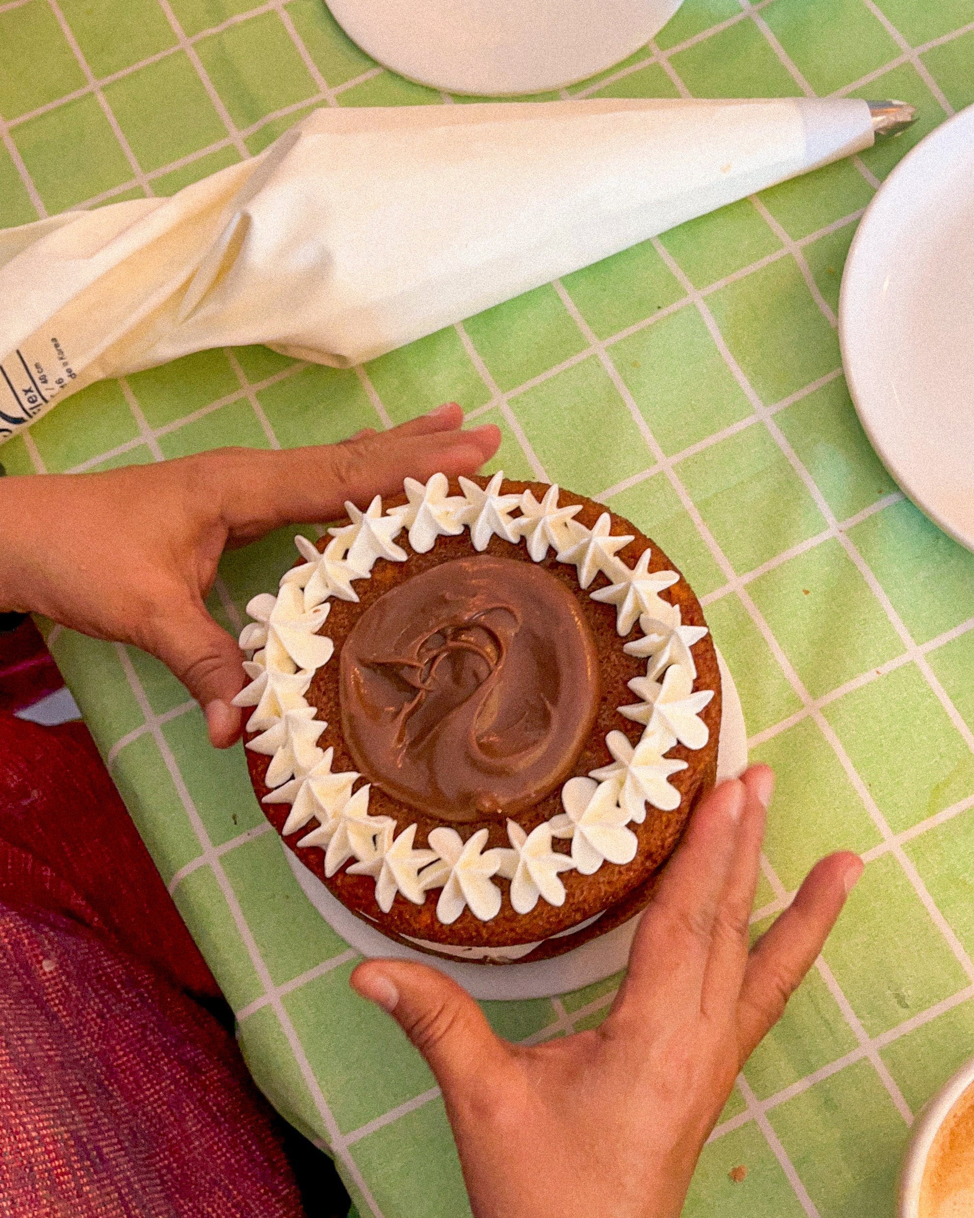 Cerámica y Pasteles en Estuario Repostería | 15 noviembre 2025