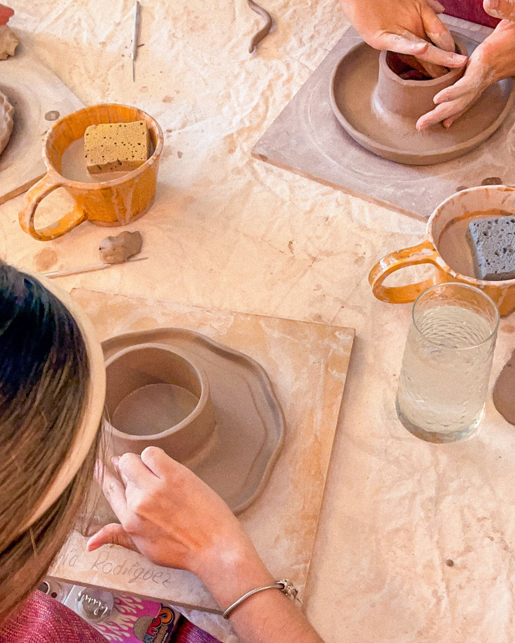 Cerámica y Pasteles en Estuario Repostería | 15 noviembre 2025